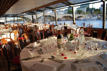 Bateau L05 - Anniversaire - Dîner croisière