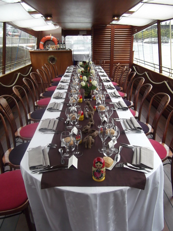 Bateau S09 - Dîner assis croisière et selfie box